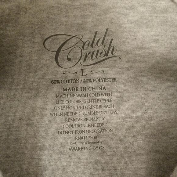 Skull shirt - Picture 2 of 4